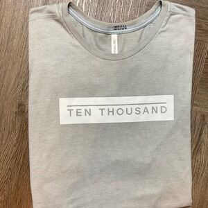 Ten Thousand Logo Shirt Mens XL Gray Short Sleeve Athletic Training Preppy Sport